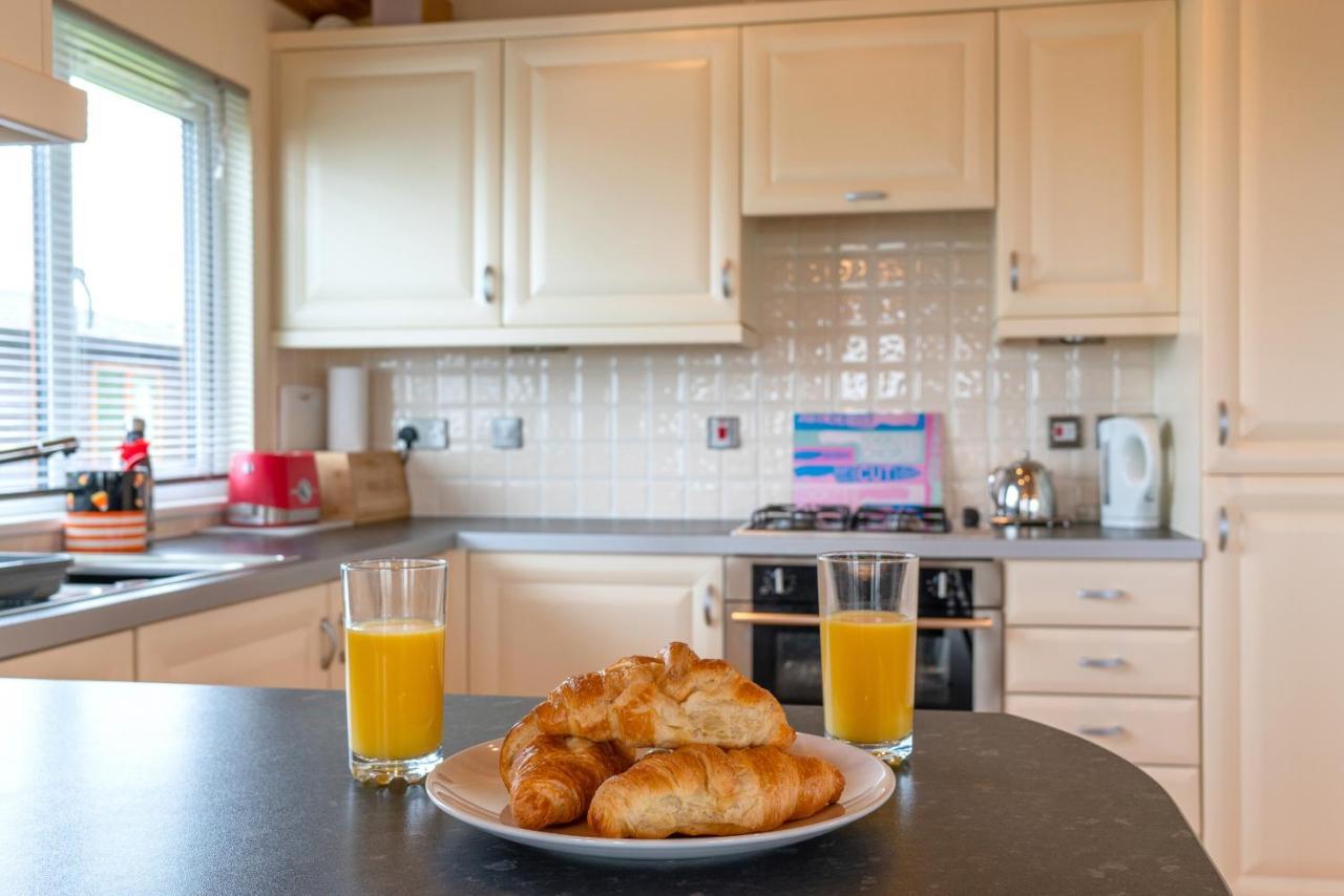 Finest Retreats - Whitsand Bay Lodge Torpoint Dış mekan fotoğraf