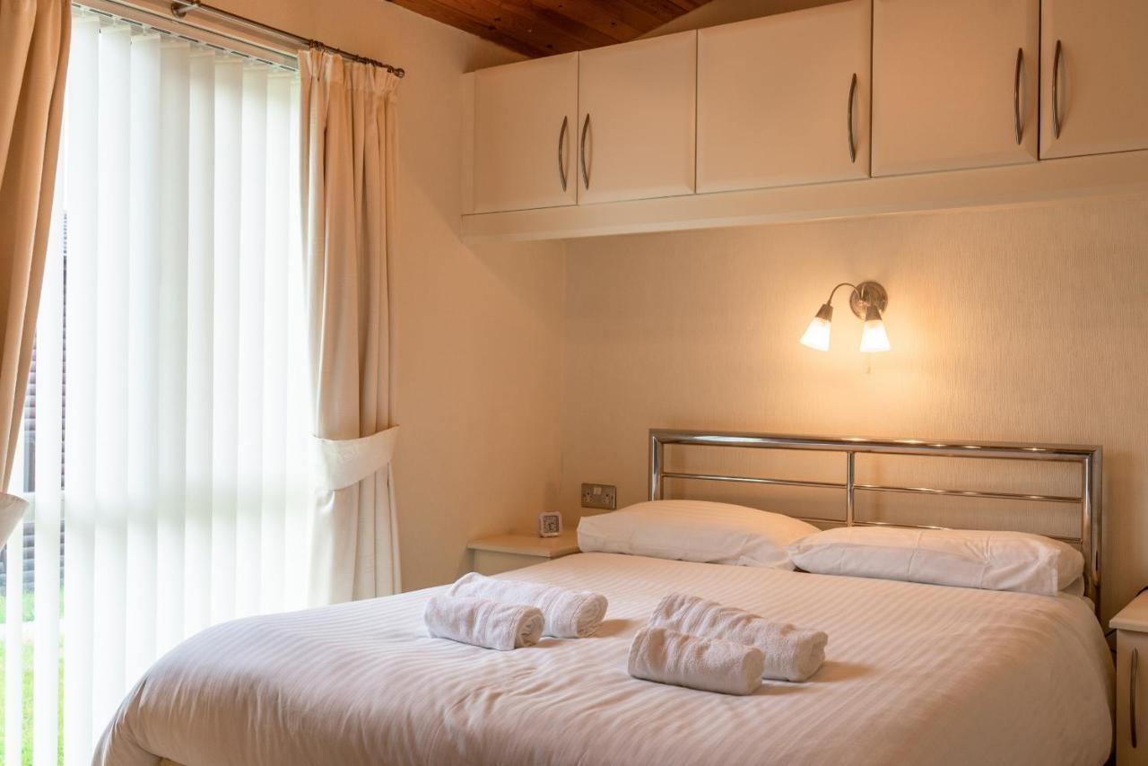 Finest Retreats - Whitsand Bay Lodge Torpoint Dış mekan fotoğraf