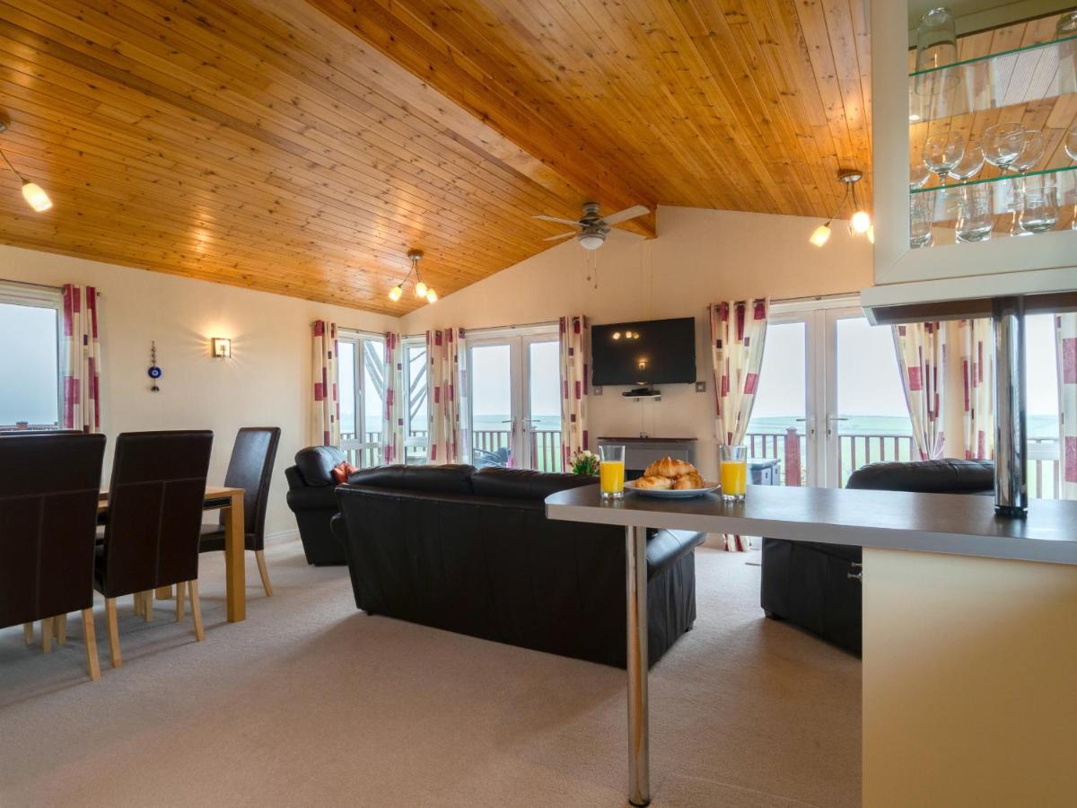 Finest Retreats - Whitsand Bay Lodge Torpoint Dış mekan fotoğraf